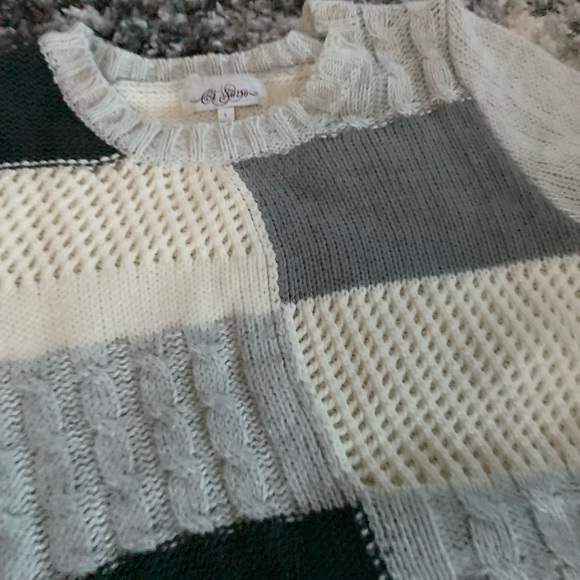 Ci Sono Sweater Size Large - Picture 6 of 15